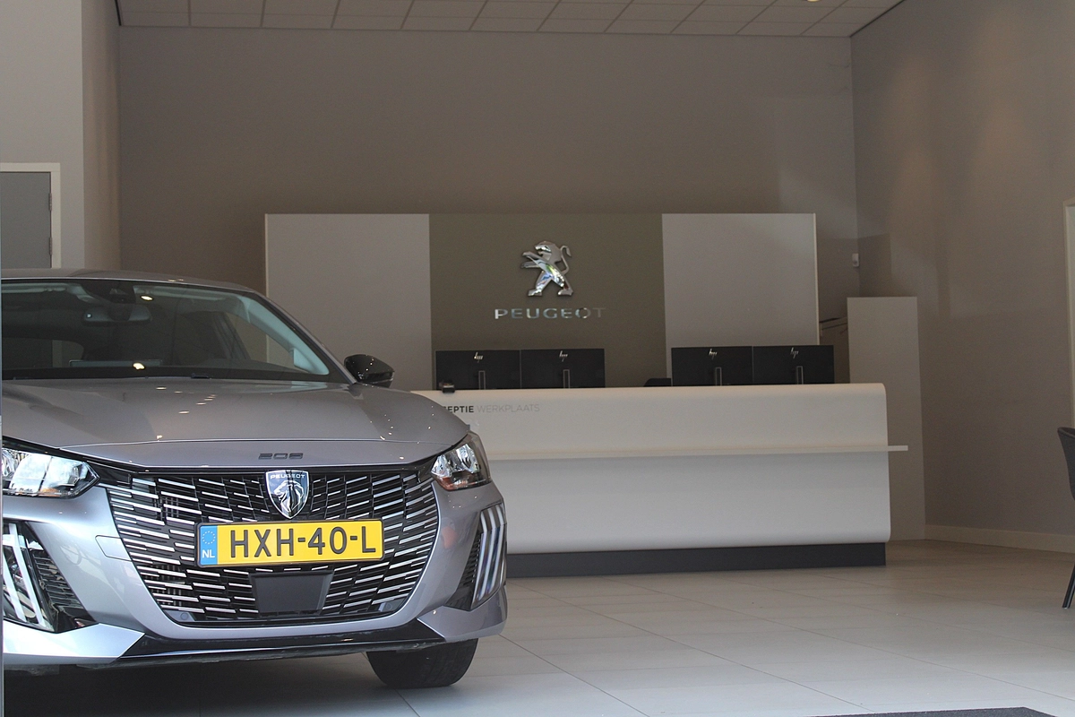 Auto Versteeg Buurman Woudenberg receptie.JPG