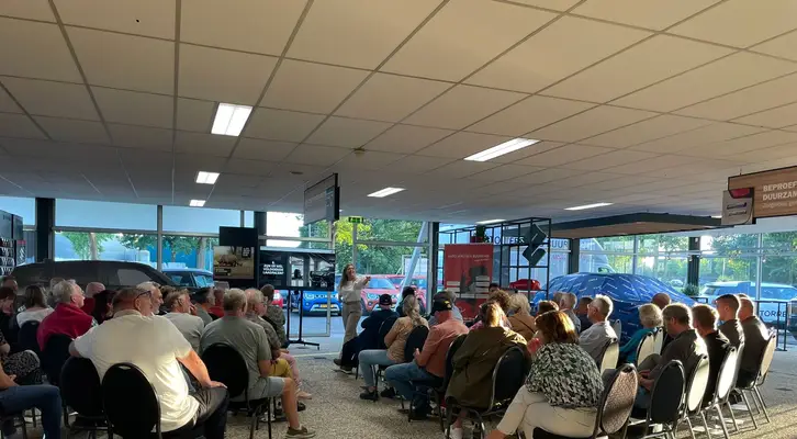 Suzuki Ervaar Elektrisch nieuwe eVitara Deventer Ermelo Barneveld Nunspeet Auto Versteeg Buurman (8).JPEG