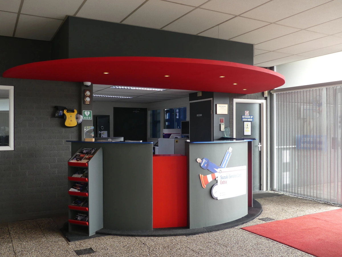 Auto Versteeg Buurman Deventer Receptie.JPG