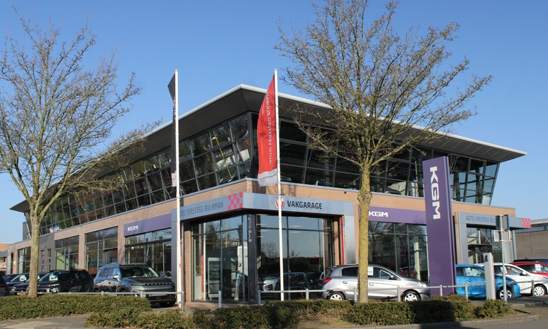 Auto Versteeg Buurman Barneveld Zuid KGM, Vakgarage, Mitsubishi, Peugeot, Citroen VERKLEINDE VERSIE WEBSITE.JPG