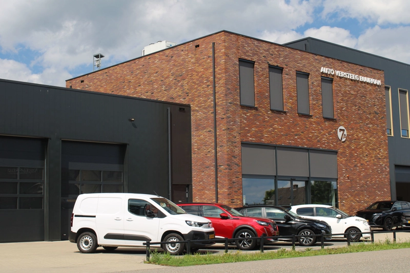 Auto Versteeg Buurman Woudenberg Peugeot Citroën Pand.JPG