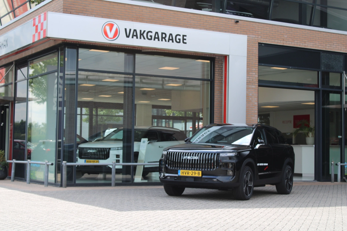 Auto Versteeg Buurman Barneveld Zuid KGM, OMODA JAECOO Vakgarage, Mitsubishi, Peugeot, Citroen JPG