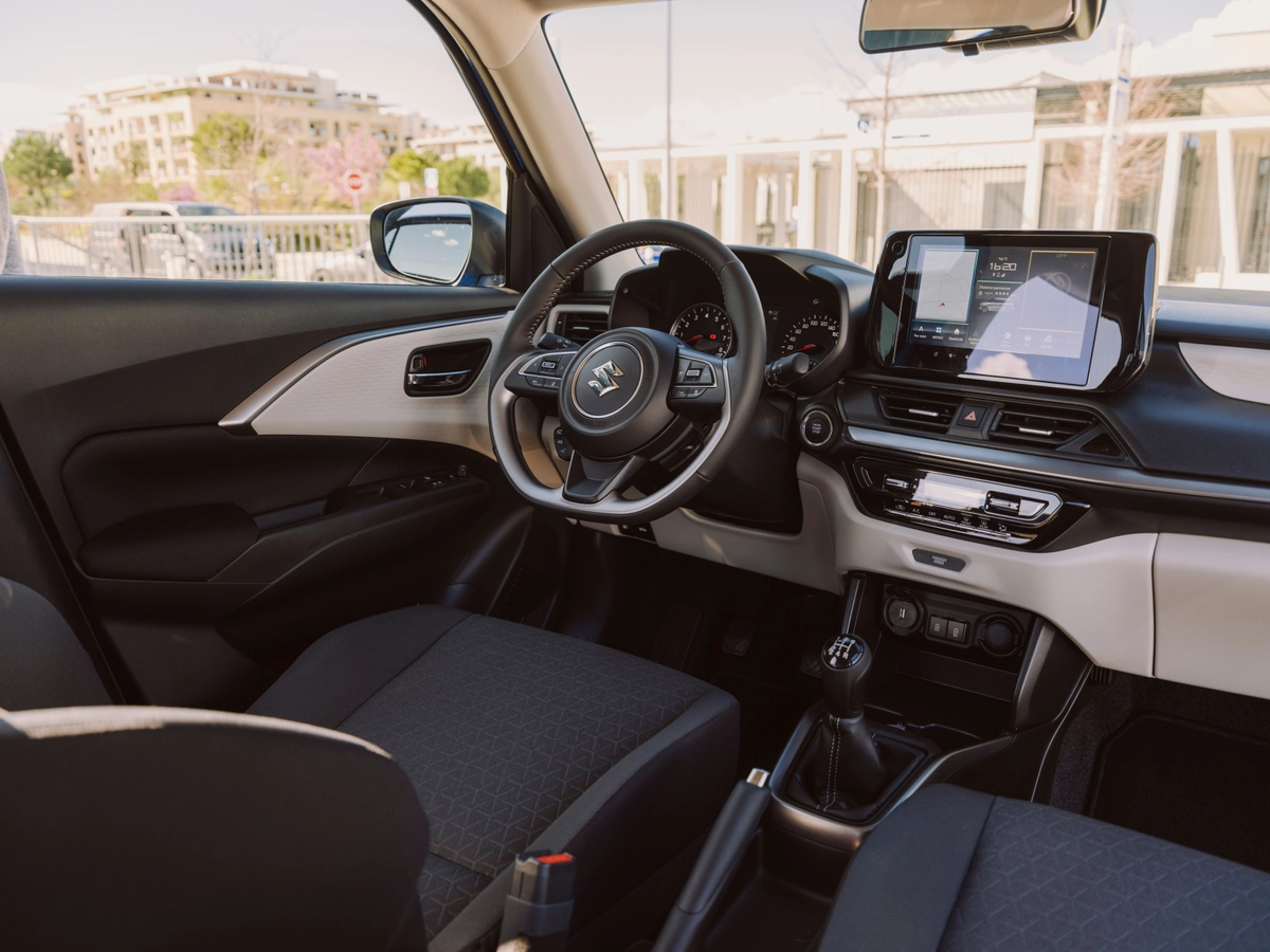 Suzuki Swift Versteeg Buurman Barneveld Ermelo Deventer Nunspeet.jpg