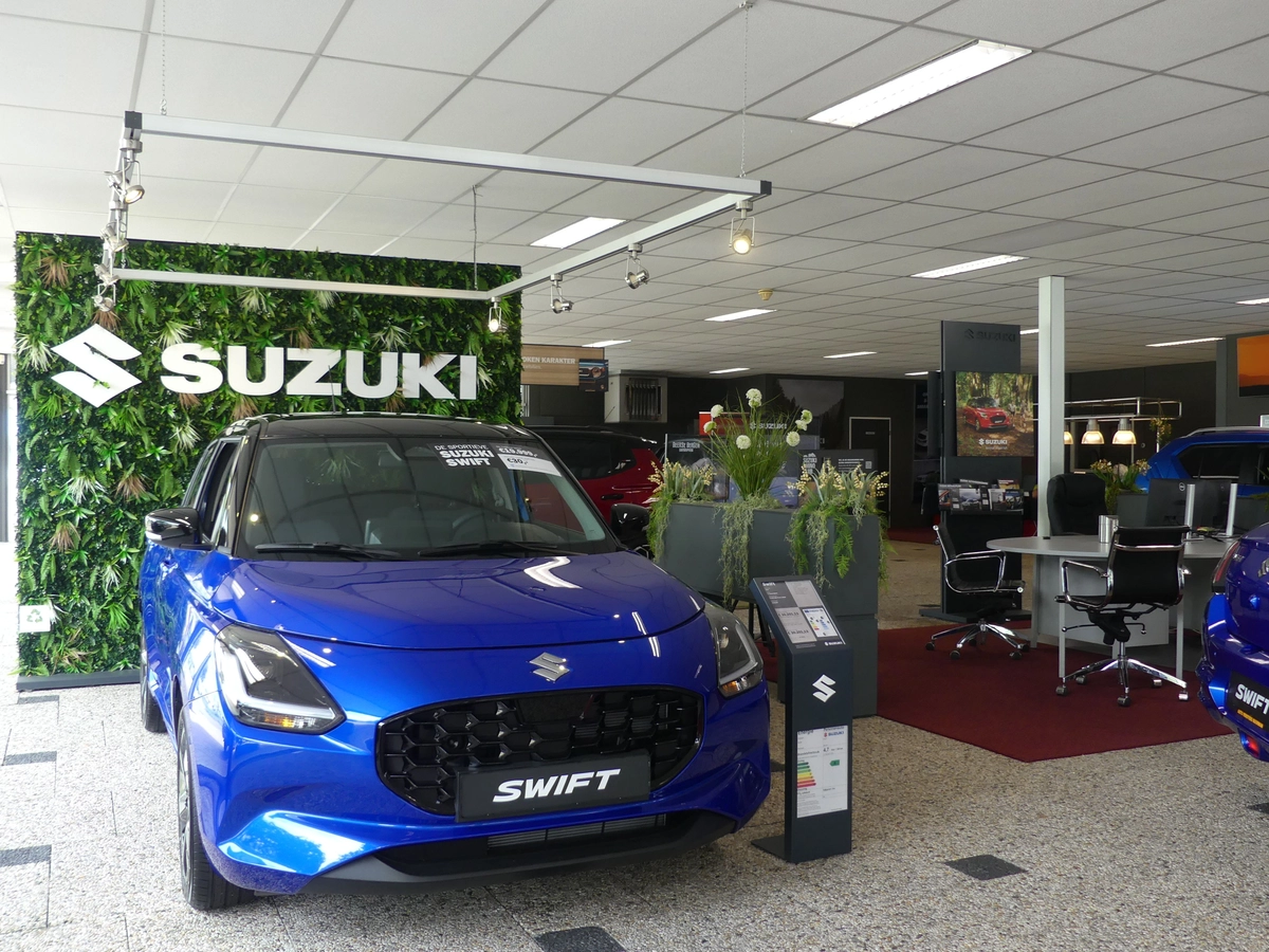 Auto Versteeg Buurman Deventer Suzuki Swift.JPG